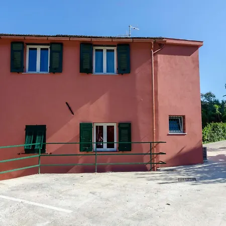 Apartmán Im Zweiten Stock Mit Parkplatz Und Garten By Interhome *
